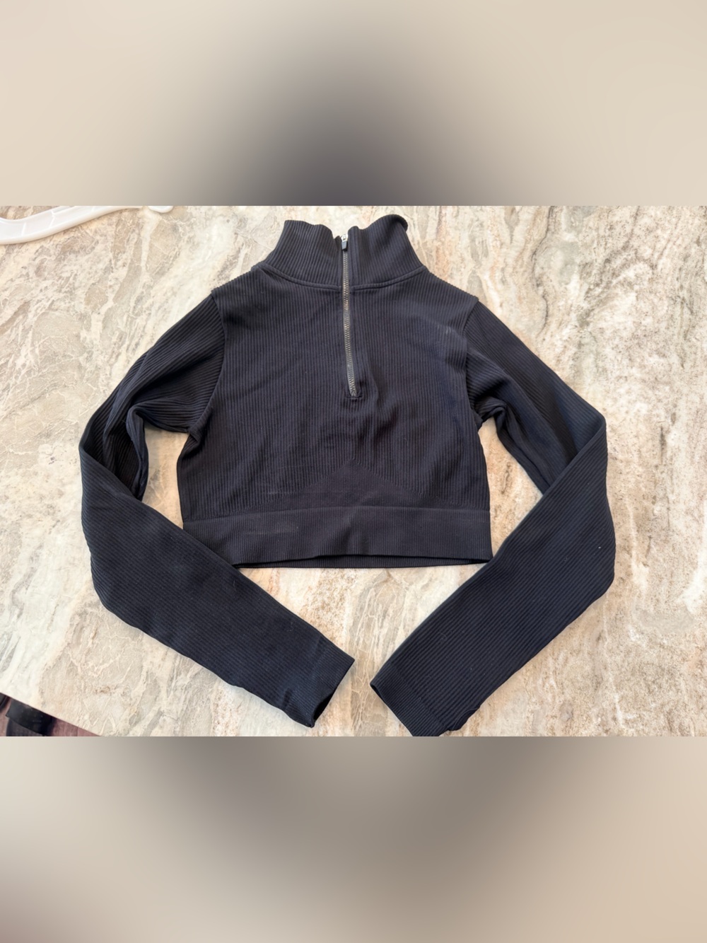 O to S Black Ribbed Cropped Quarter Zip Active Jacket Medium